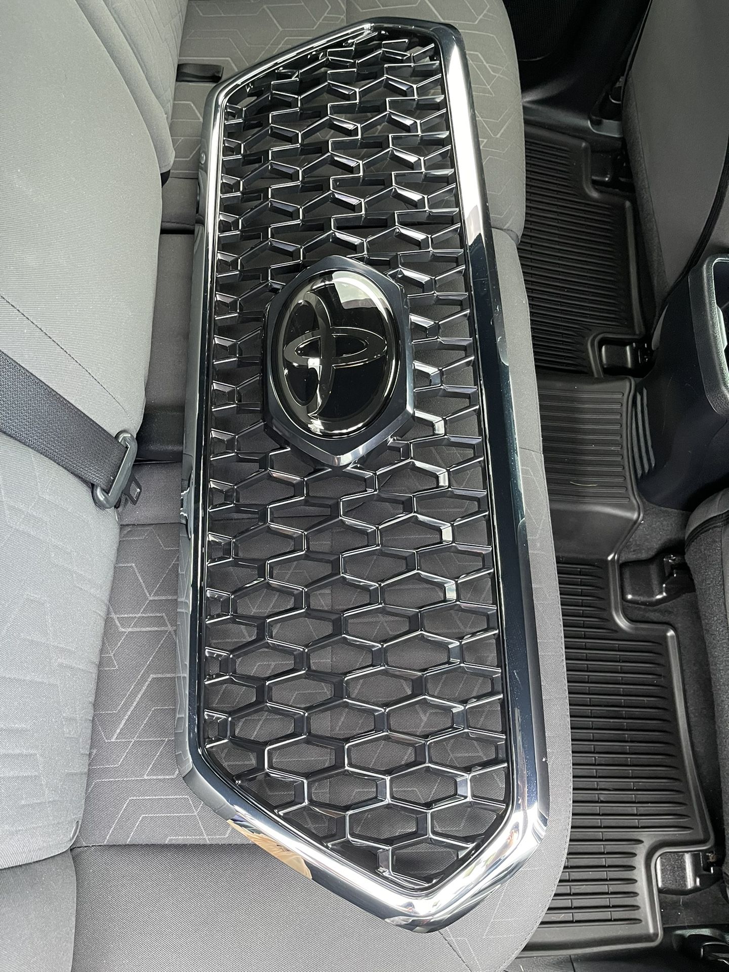 Tacoma TRD Sport Grill