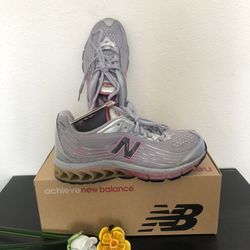 New Balance Womens Training Shoes - New- Size 6B