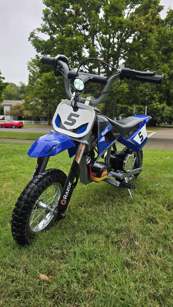 Razor 350 Races 24 MPH Upgraded RAZOR MX 350 for Sale in Sherwood, OR - OfferUp