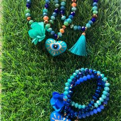 Set de pulseras (3 pulseras Cada set ) Artesanal hechas a mano