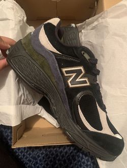New Balance 2002r