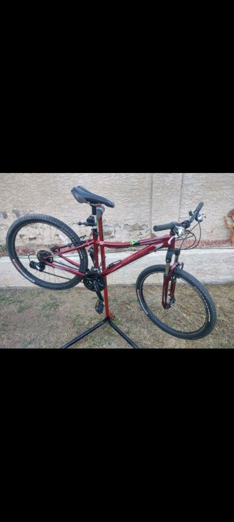 Specialized Myka Woman's Mountain Bike