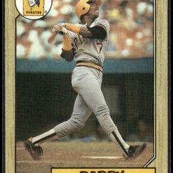 Super Nice 1987 Barry Bonds Error Rookie Card In NEAR MINT/ MINT CONDITION 