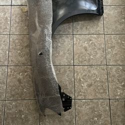 2018 Chrysler 300S front driver side fender OEM from dealership