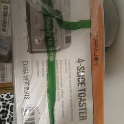 Ramjoy 4 slice toaster
