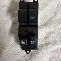Master power window, switch driver side