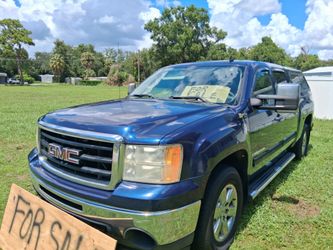 2009 gmc Sierra crew cab four-wheel drive