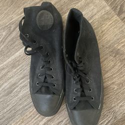 Men’s Size 10 Converse High-tops  