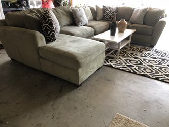 New Macy’s Bauhaus sectional w bed delivery possible today only