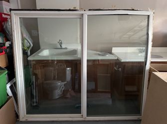 Sliding Glass Window (READ DESCRIPTION)