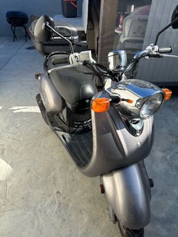 Yamaha Scooter with Rear Storage Box