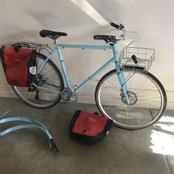 Trek Districtwith Fenders, Rack, And Bags