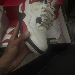 Jordan 4 Size 9.5 