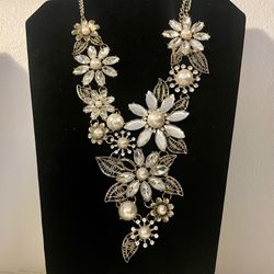Pear & Crystal Floral Necklace 