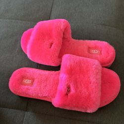 UGG Hot Pink Cozette Slipper Women’s Size 8