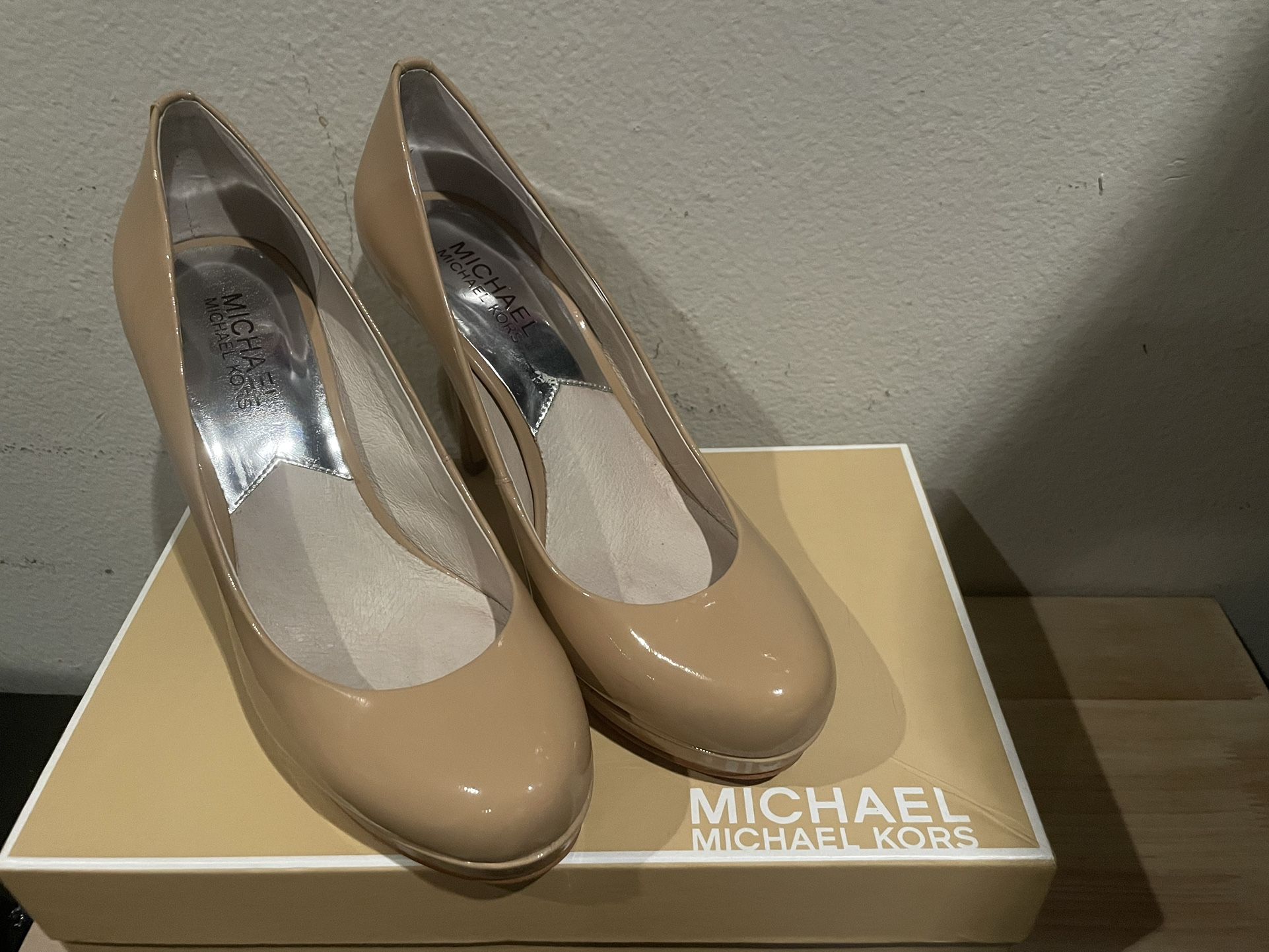 MK Ionna Pump Size 7M