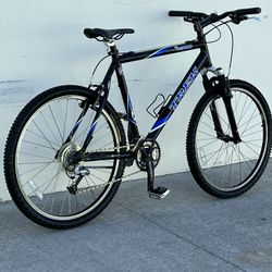 Trek Alpha 4900 Mountain Bike 