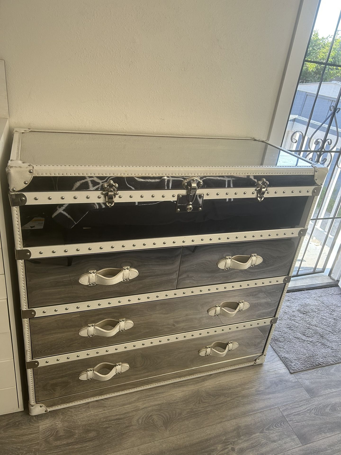 White Dresser