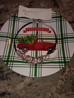 Necklace 10.00.  Black And Silver