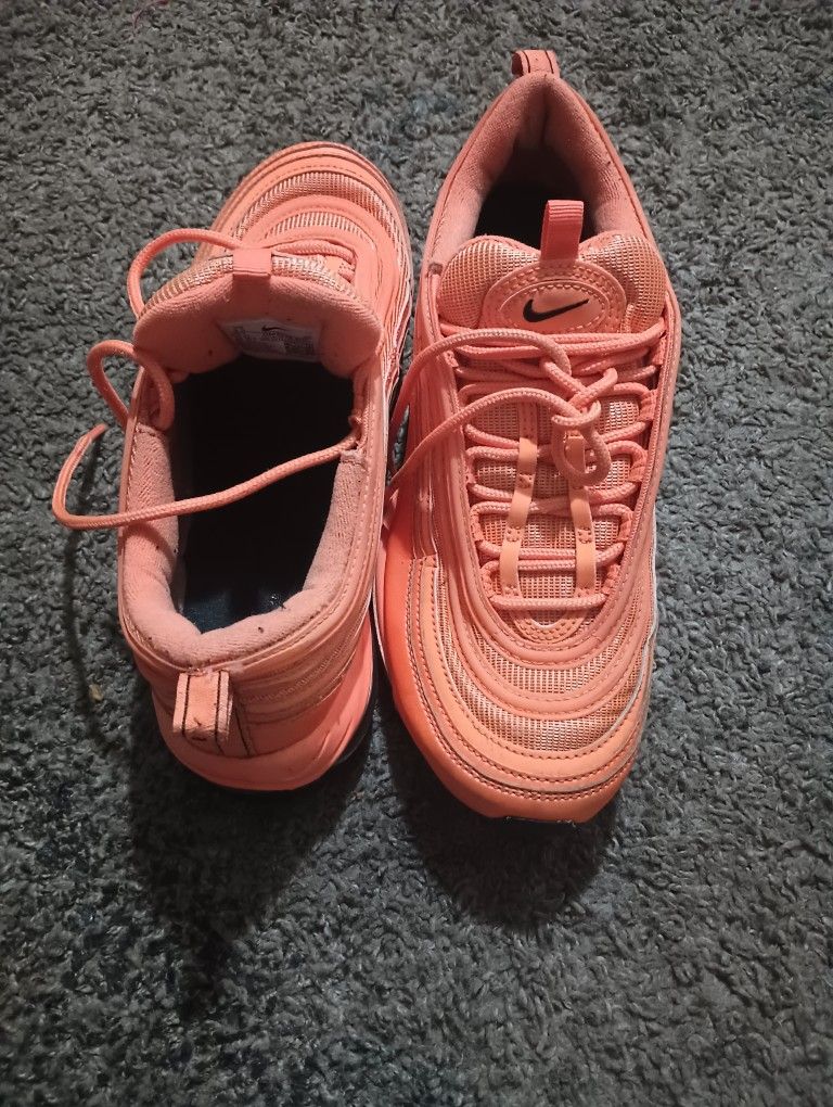 Nike Air Max 