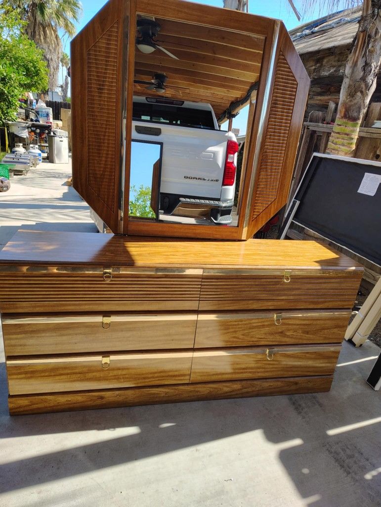 $90 COMO NUEVO