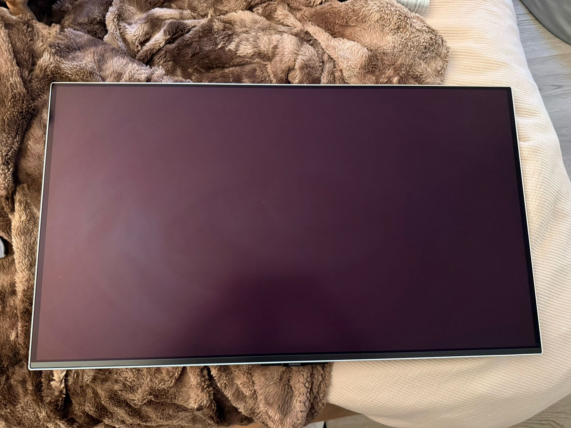 Samsung 32inch OLED 240hz Monitor(.03ms Response)