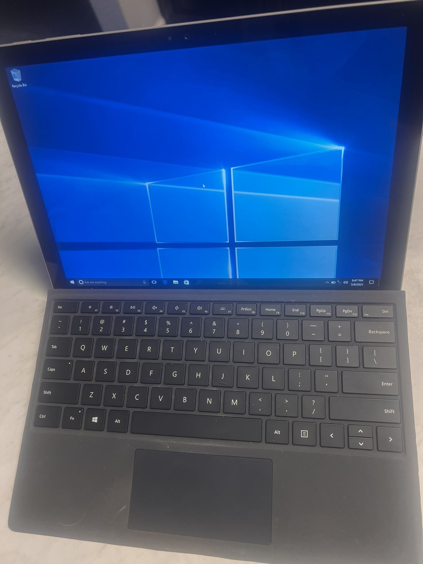 2015 Microsoft Surface Pro 4  1724. 