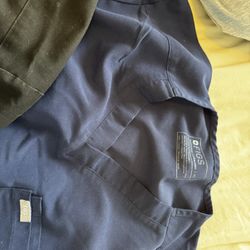 Nurse Doctor Uniform Medical Like-New Men’s FIGS Scrubs – Buy the Entire Lot!