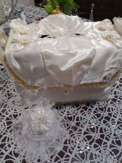 Money box and Cake arrangement