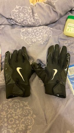 Nike vapor black football gloves and red vapors