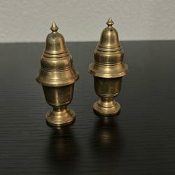 Antique Brass (salt and pepper shakers)