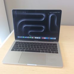 13” MacBook Pro Retina 