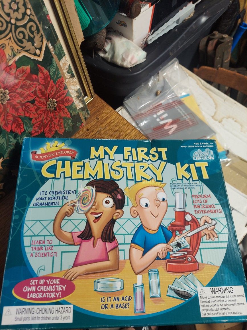 Scientific Explorer My First Chemistry Kit