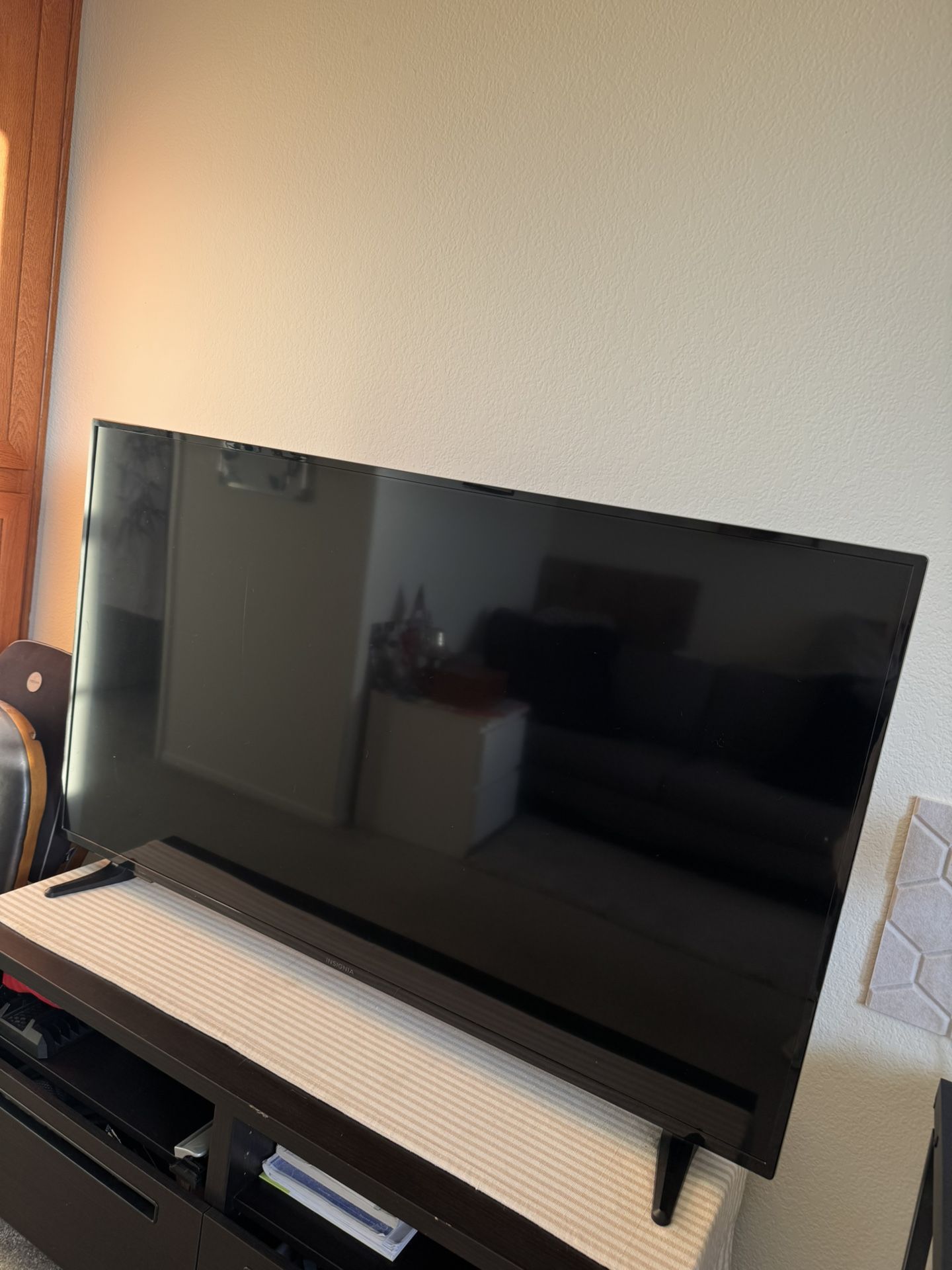 TV-Like New!