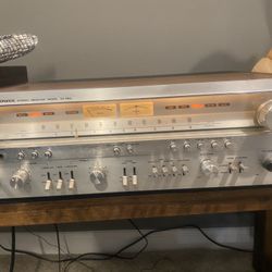 Pioneer SX-950 AM/FM stereo receiver