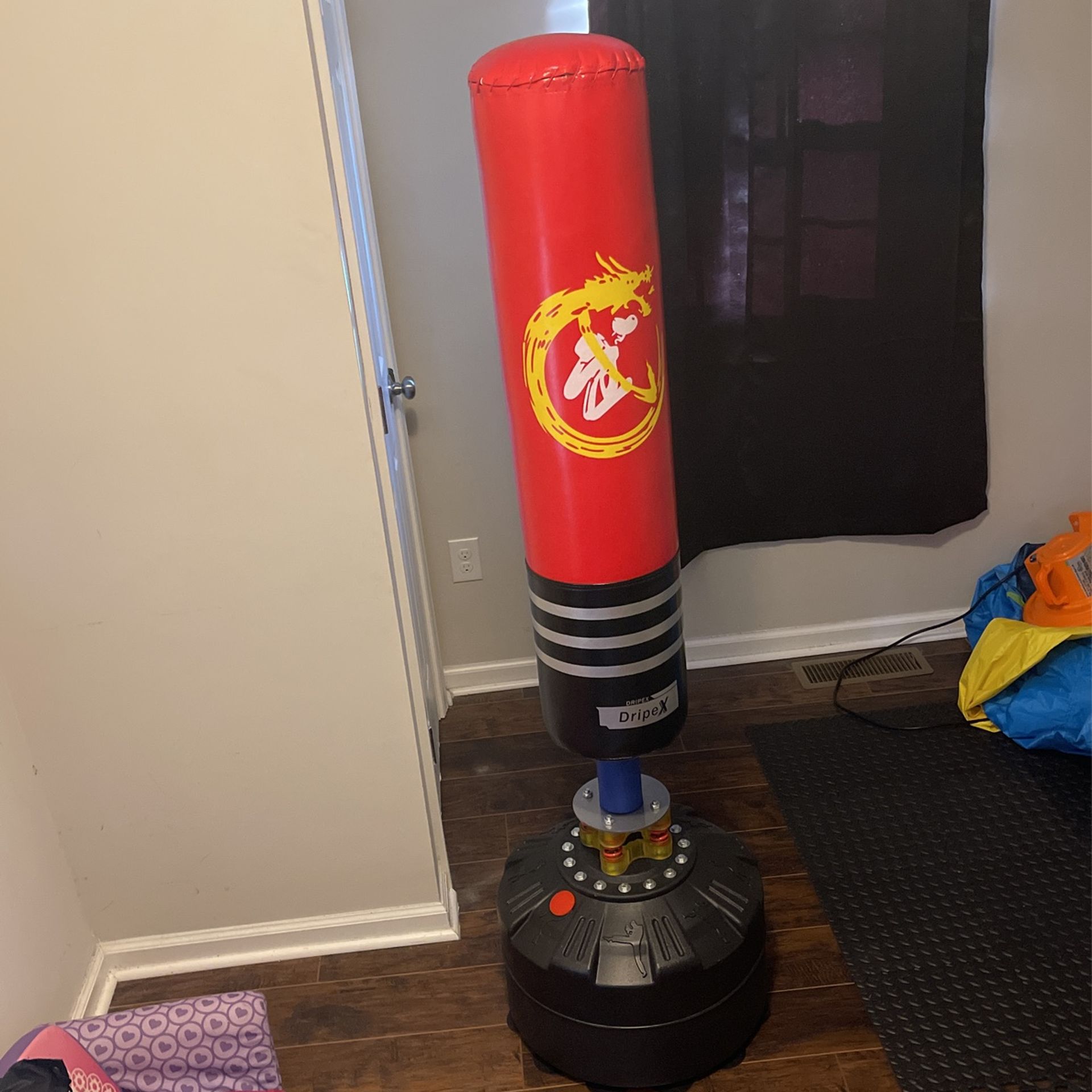Standing Punching Bag for Sale in Greenville, SC OfferUp