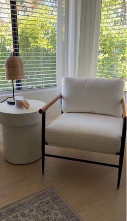 Side end table