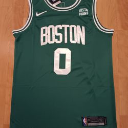 Jayson Tatum Boston Celtics Green Jersey!