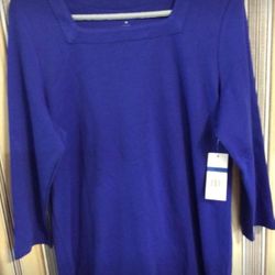 LADIES Size XL Shirt, NEVER WORN, beautiful blue color, meet at Exxon at 2428 E Lamar Alexander parkway Maryville