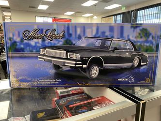 RedCat 1979 Chevrolet Monte Carlo Fully Functional Lowrider