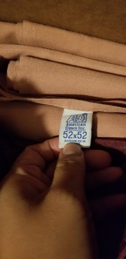 14 Mauve square tablecloths