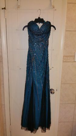 Formal and prom dress