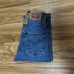 Levis 724 High Rise Slim Straight 24x30