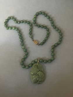 Vintage Jade Necklace 