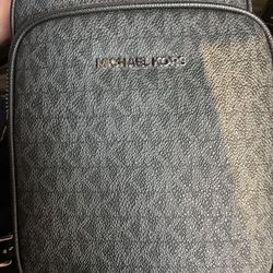 Michal Kors Crossbody Bag