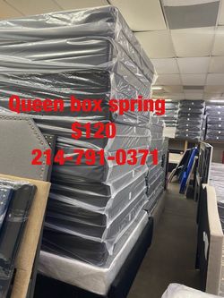 Queen box springs