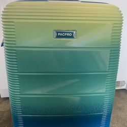 Travel carry on luggage good condition $15