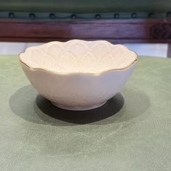 Lenox Greenfield Collection 24K Gold Trim Bon Bon Dish Bowl