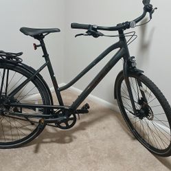 TREK DISTRICT 4 STAGGER HYBRID $450/OBO