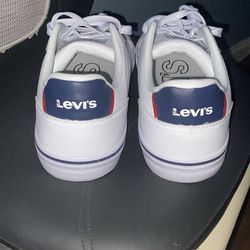 Size 11 Levi’s